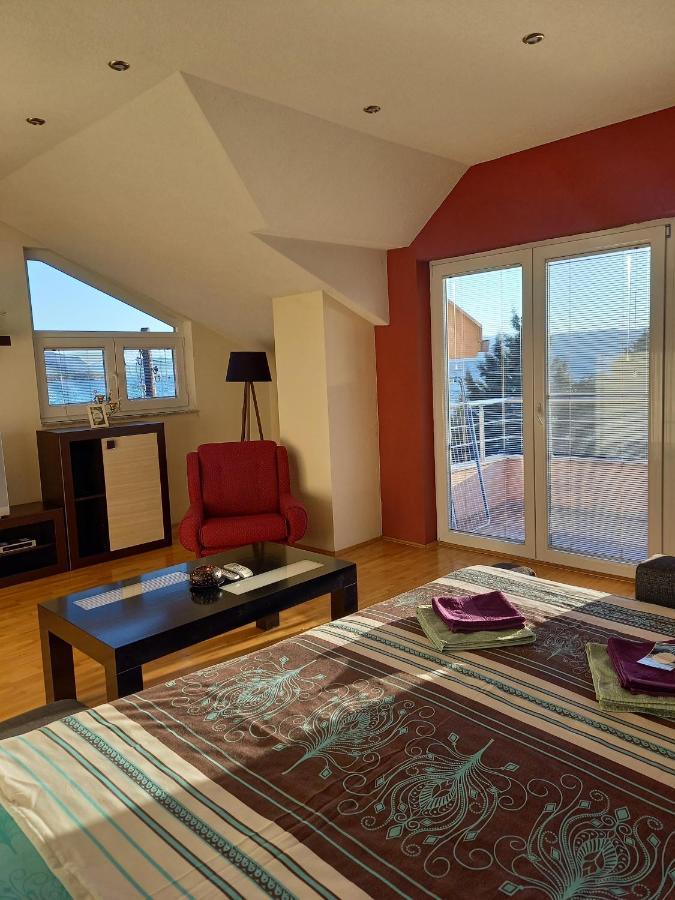 Peštani Ps Apartments - Peshtani מראה חיצוני תמונה