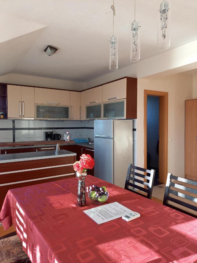 Peštani Ps Apartments - Peshtani מראה חיצוני תמונה