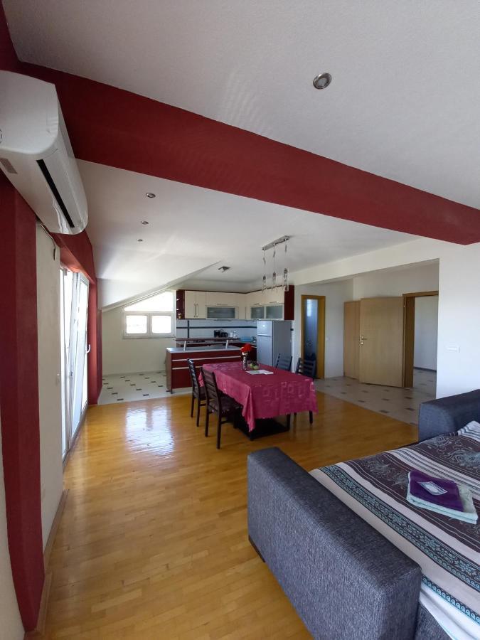 Peštani Ps Apartments - Peshtani מראה חיצוני תמונה