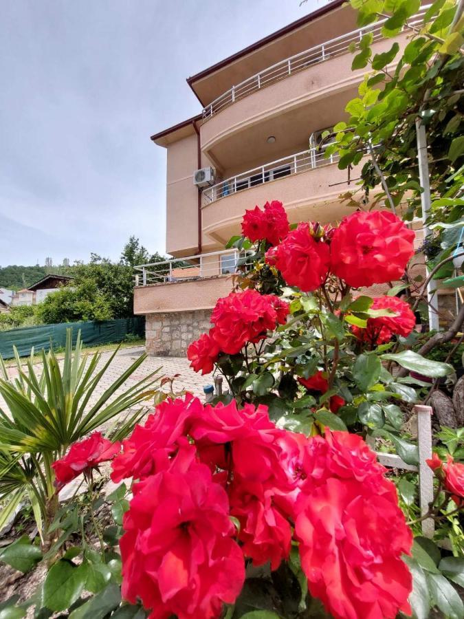 Peštani Ps Apartments - Peshtani מראה חיצוני תמונה